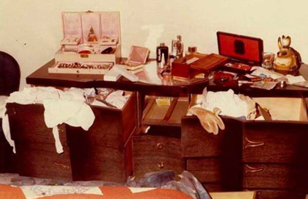 Terrifying Look Inside Golden State Killer S Bedroom Stocked With Victims Trophies Nz Herald