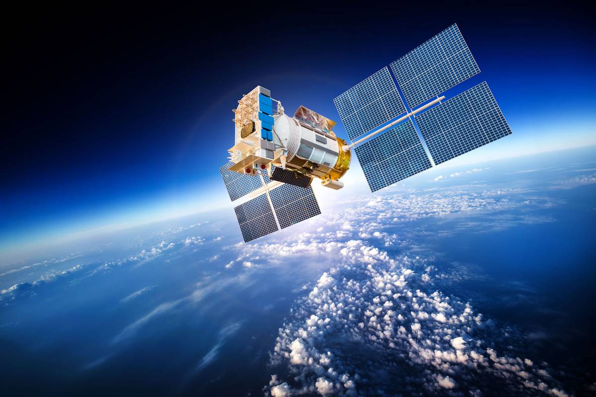 Nz Satellite Project Aims To Avert Space Collisions Nz Herald