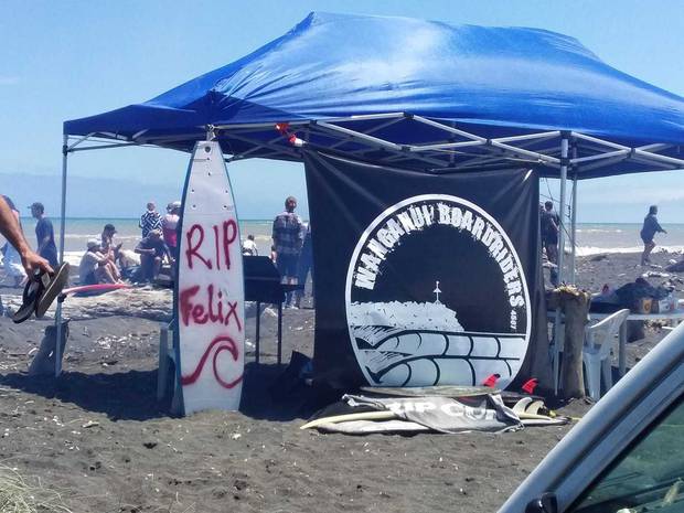 Wanganui Board Riders held a tribute paddle out on Boxing Day to remember their mate Felix Newton. Photo / Supplied