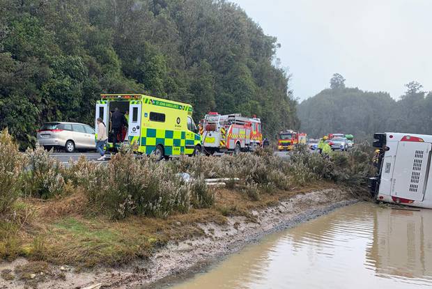 Bus crashes near New Zealand tourist town, causing fatalities and injuries
