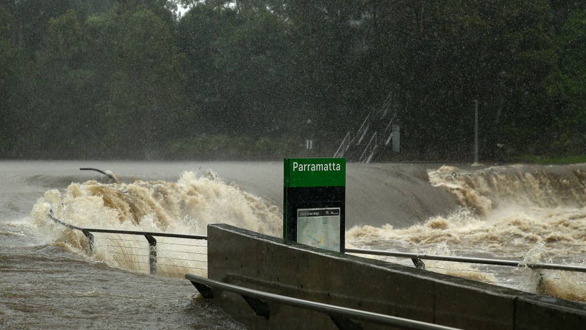 Photo of Überschwemmungen in Australien: Dringender Evakuierungsbefehl in einem Vorort von Sydney