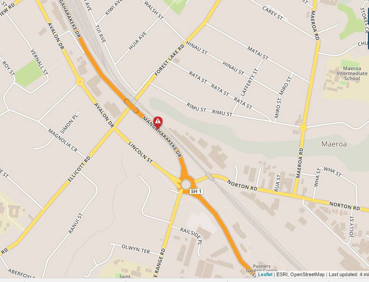 Delays Expected In Hamilton As Steel Beam Drops From Truck Nz Herald