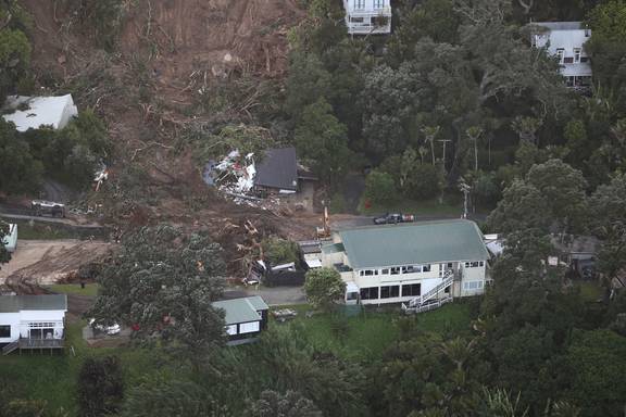 航拍照片显示了穆里怀山崩造成的破坏程度。 图／乔治赫德