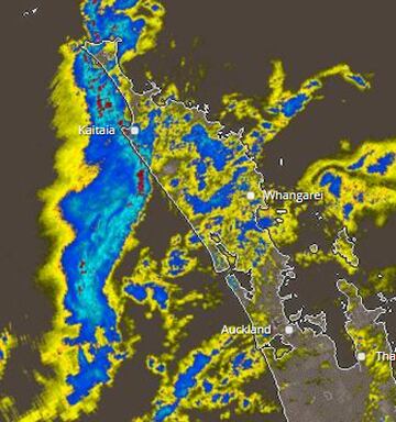 Cars Trapped In Flood On Kaitaia Bridge As Gales Rain Buffet