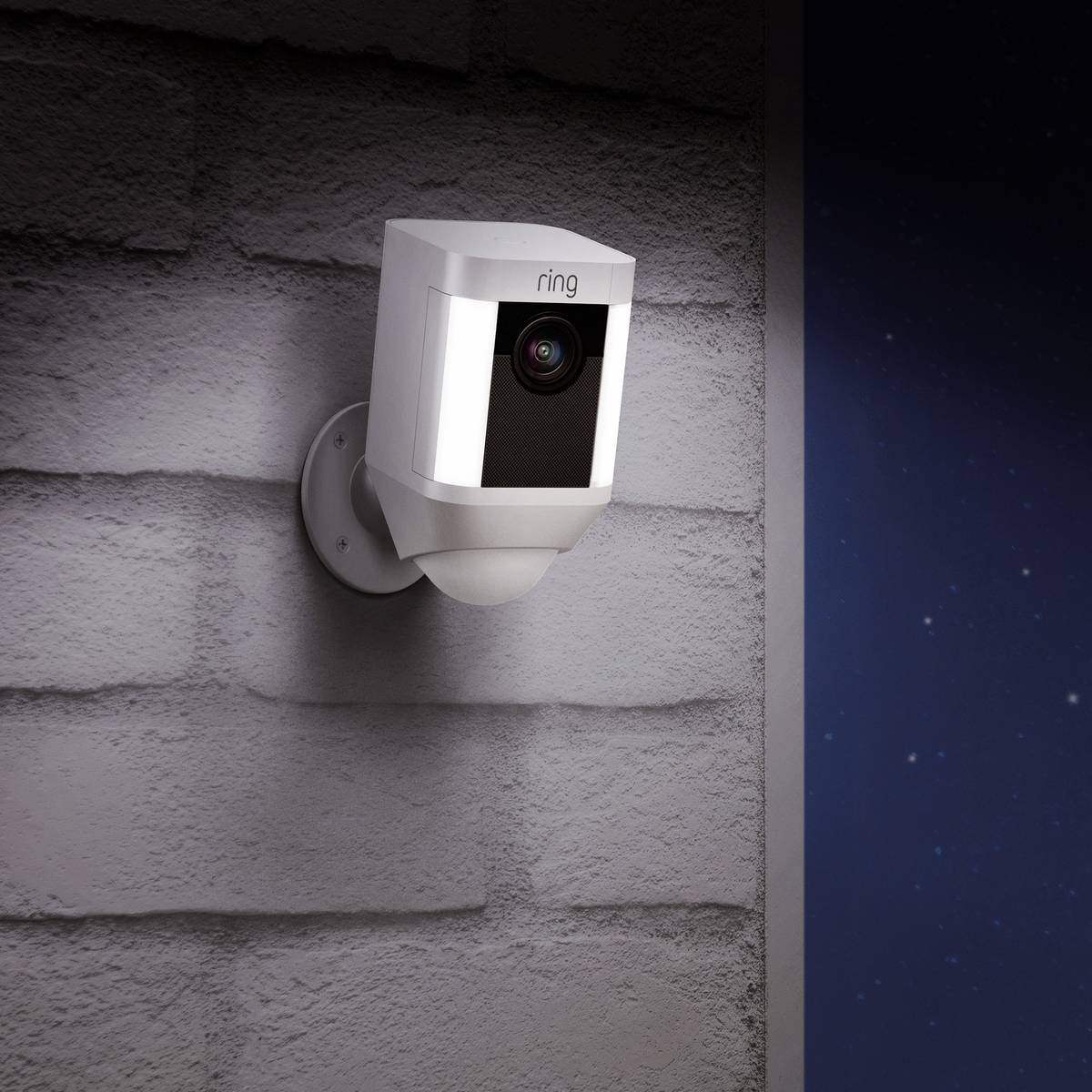 Gadget Review Ring S Spotlight Security Camera Will Help You Catch Crooks Nz Herald