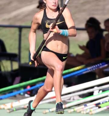 Athletics Takapuna Athlete Imogen Ayris Nails Pb For Junior