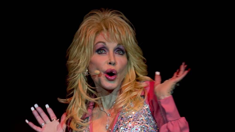 Dolly Parton's biggest secret revealed Why she always covers her arms