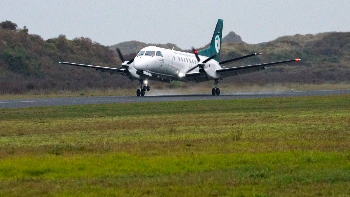 Airport businesses push back on landing fees at Whanganui Airport