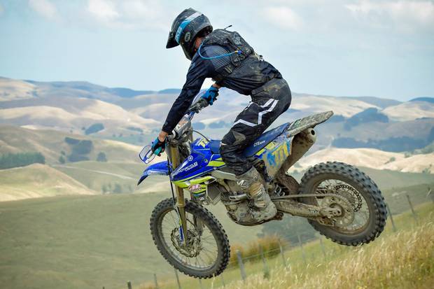 Whanganui's Seth Reardon (Yamaha YZ250FX), on fire in two separate bike codes this season.