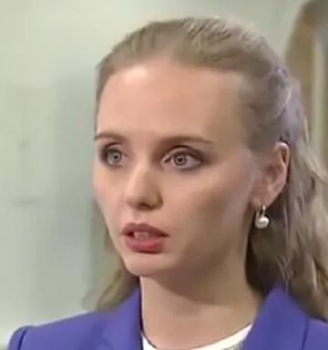 Russian President Vladimir Putin S Mysterious Eldest Child Gives Rare Interview Nz Herald