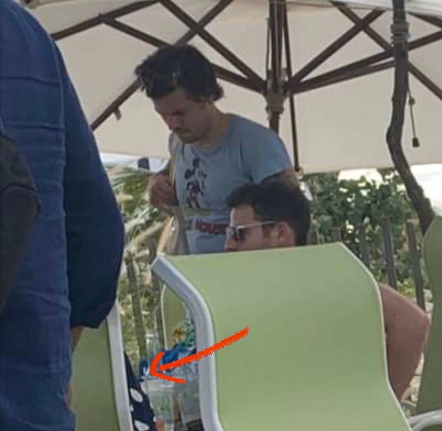 Inkl The New Zealand Herald Adele Shows Off Stunning Weight Loss During Caribbean Holiday With Harry Styles