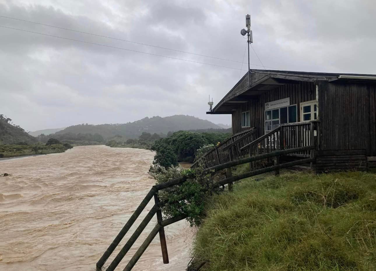 Eight Auckland West Coast beaches off limits to public, Gisborne thunderstorm alert