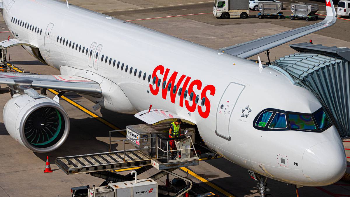 Swiss Air flight departs for Spain leaving all passenger luggage behind