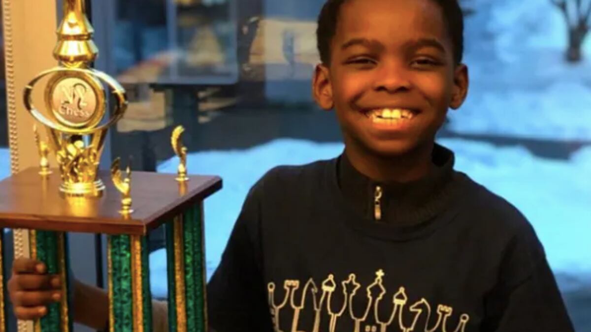 Photo of Tani Adewumi, ein 10-jähriger nigerianischer Flüchtling, ist jetzt ein Schach-Nationalmeister in den USA.