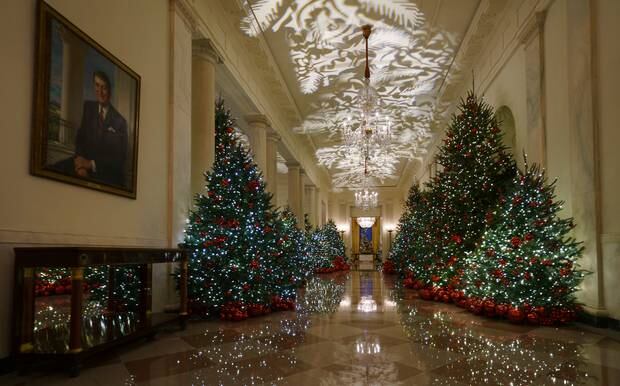 Melania Unveils Extravagant White House Christmas Decorations Nz
