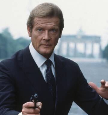 Kiwi Trust At Centre Of Roger Moore Estate Fight As Widow