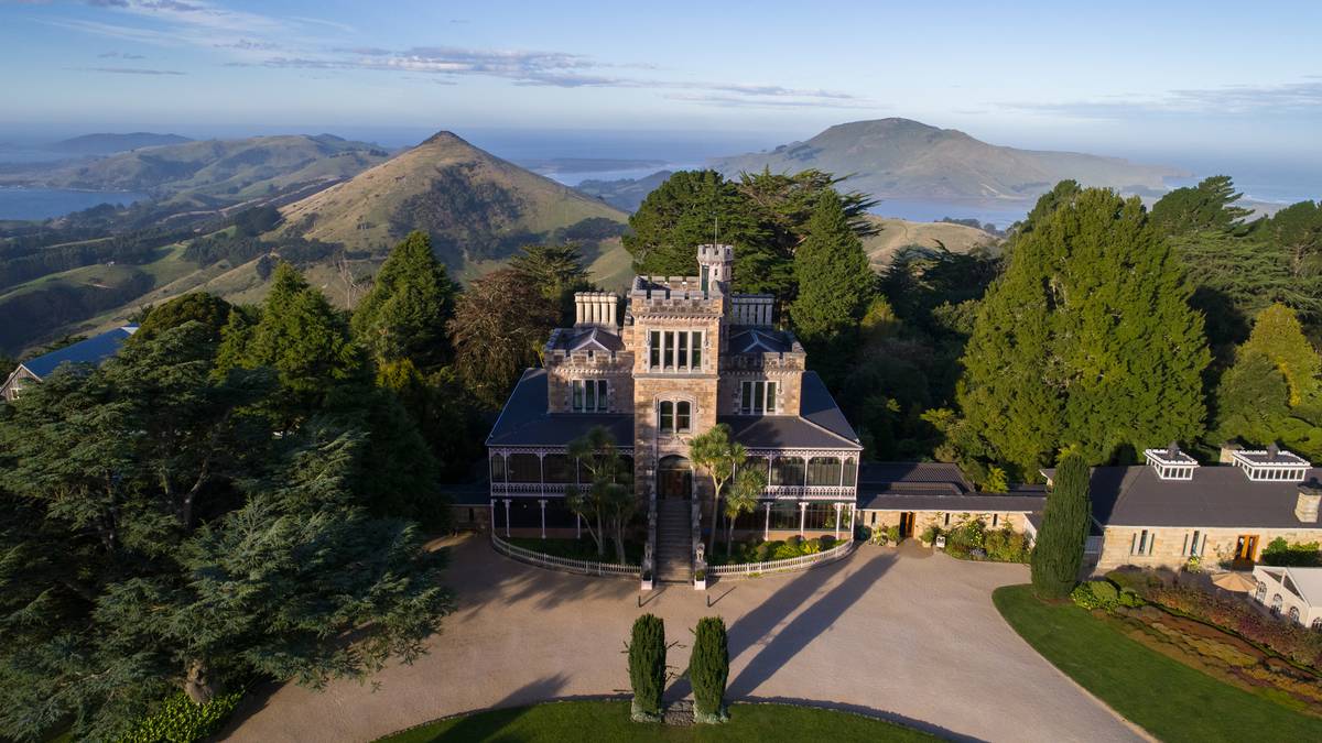 USA Today qualifie le château de Larnach à Otago de « surfait » mais son propriétaire dit que c’est une bonne chose