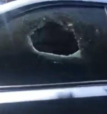 Police Smash Window To Rescue Toddler From Locked Car Nz Herald