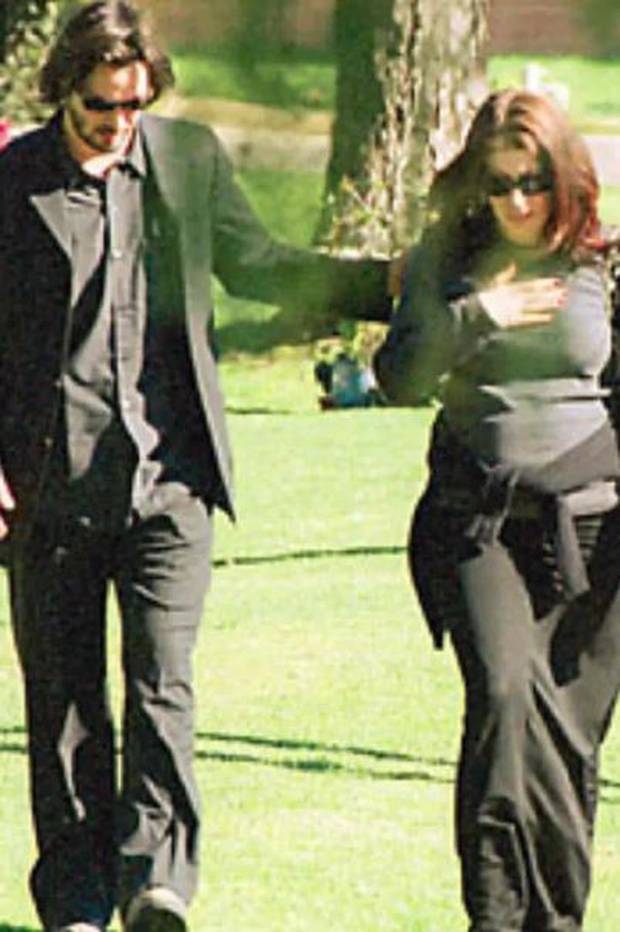 Best Of 2019 Tragic True Story Of Keanu Reeves Tough Life And