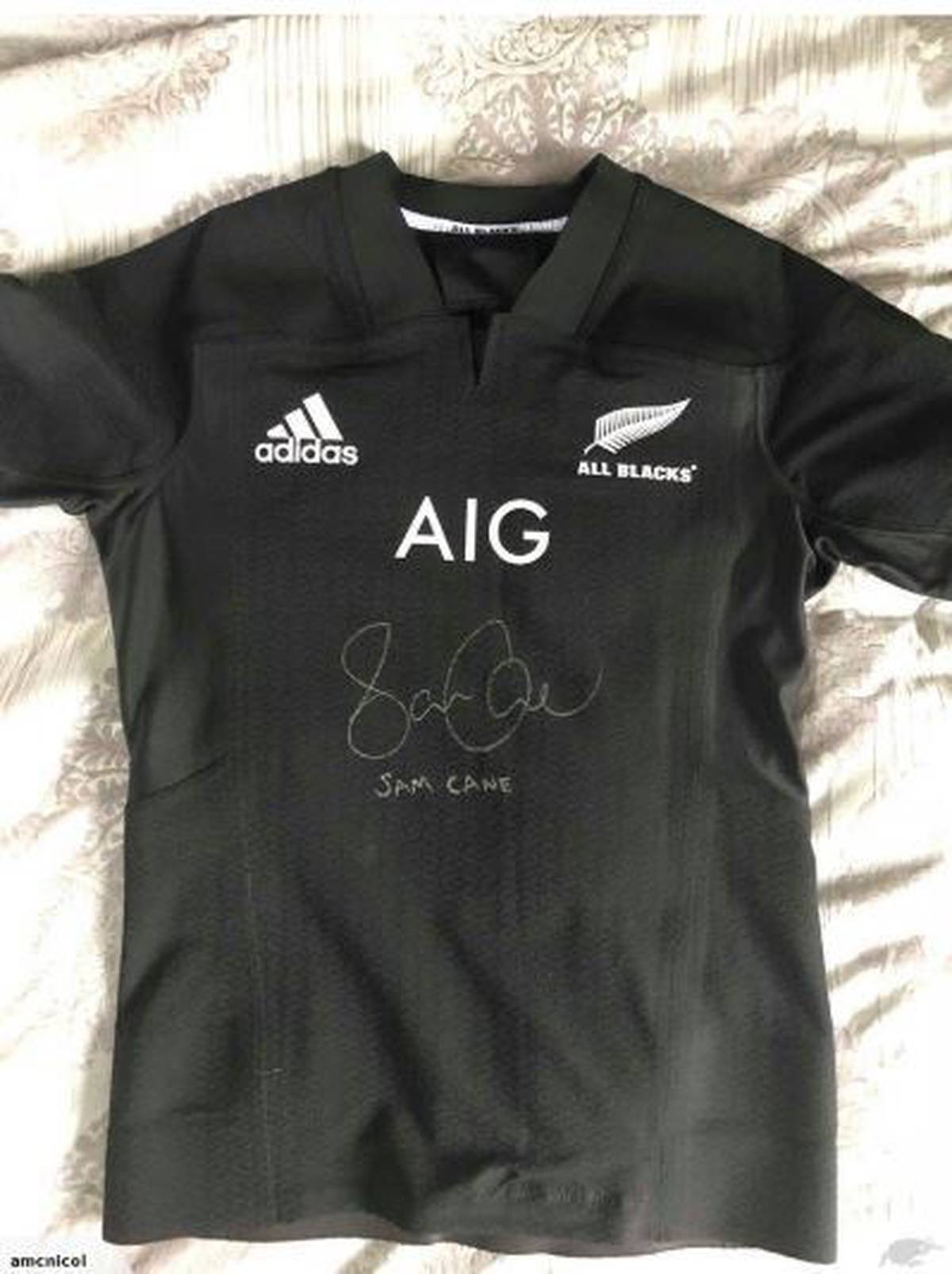 All Black Sam Cane Donates Test Jersey To Help Napier Woman Fund Life Saving Cancer Treatment Rugby Addict