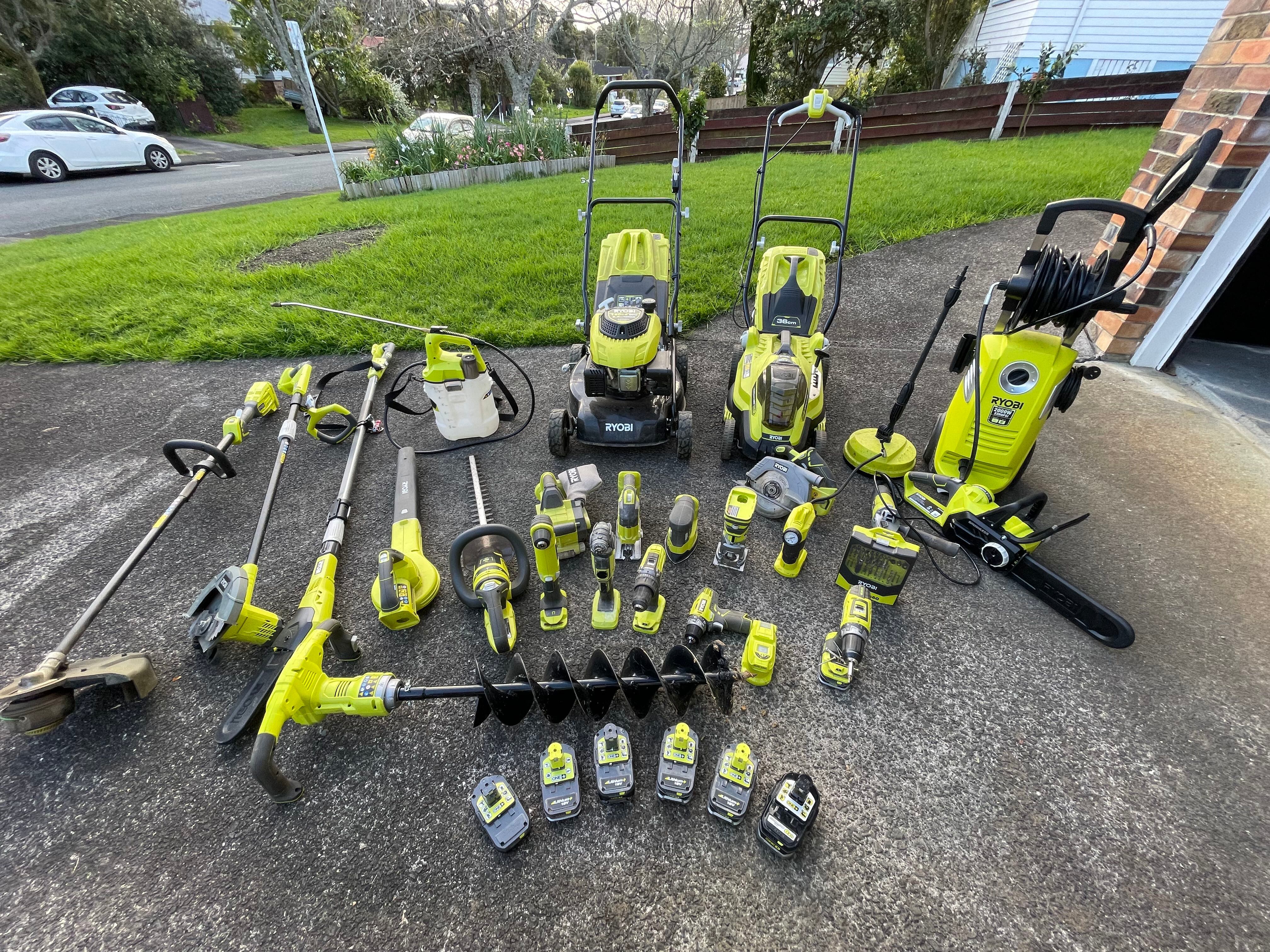 Ryobi 36cm lawn mower discount
