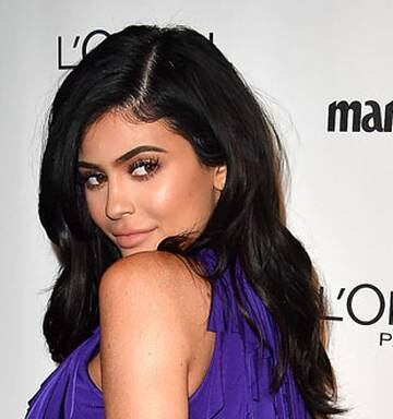 Kylie Jenner Fans Spot Third Nipple In Instagram Photoshop