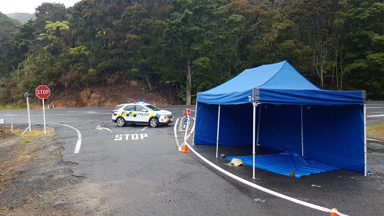 The cordoned off area is about 300m from the Roadrunner Tavern. Photo / Peter De Graaf