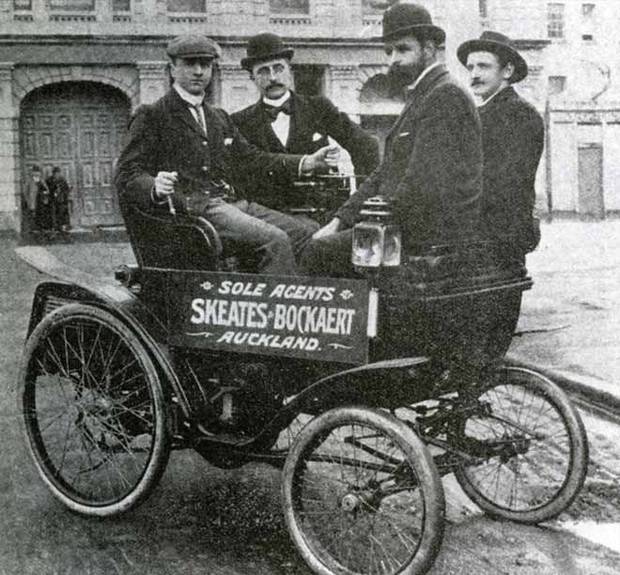 The first car was imported to Auckland in 1900. A Star, made in Britain, it was the third car imported into New Zealand.