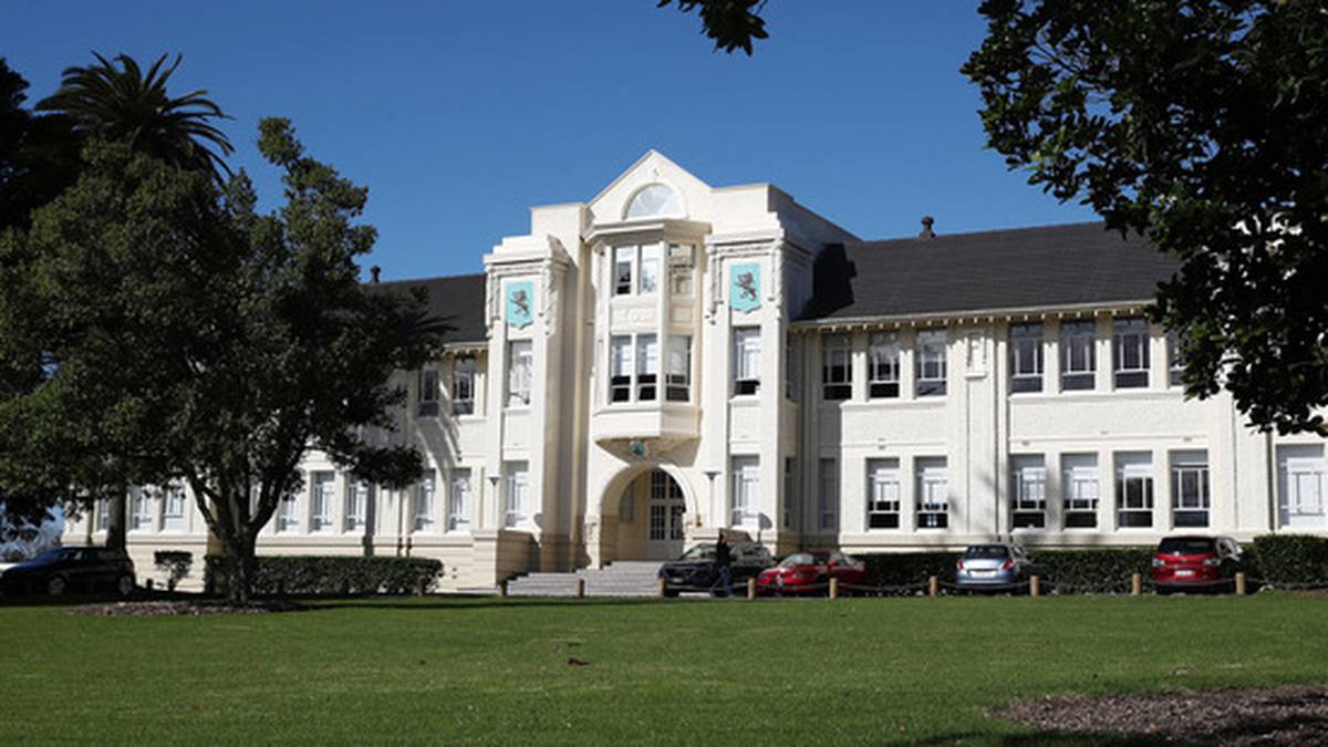Los estudiantes de Mt Albert Grammar de Auckland piden una reducción de los últimos días del semestre para evitar el «día de la broma»