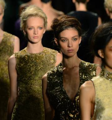 Vera Wang S Black Wedding Gowns Are Based On Underwear Nz Herald
