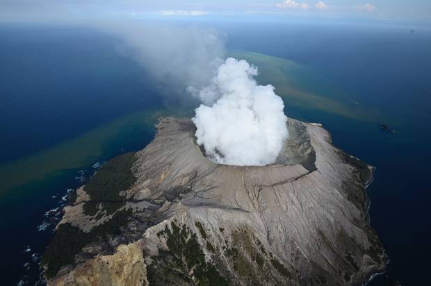 White Island erupts. Photo /George Novak