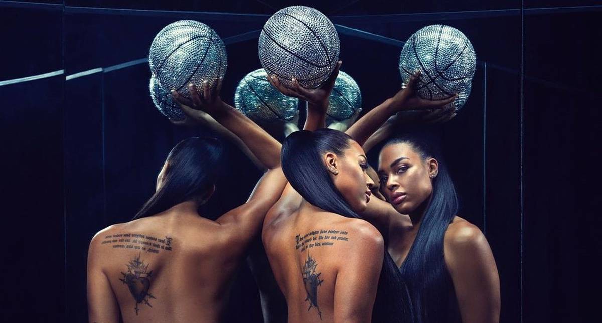 Liz cambage playboy pictures - 🧡 Basketball star Liz Cambage stuns in chee...