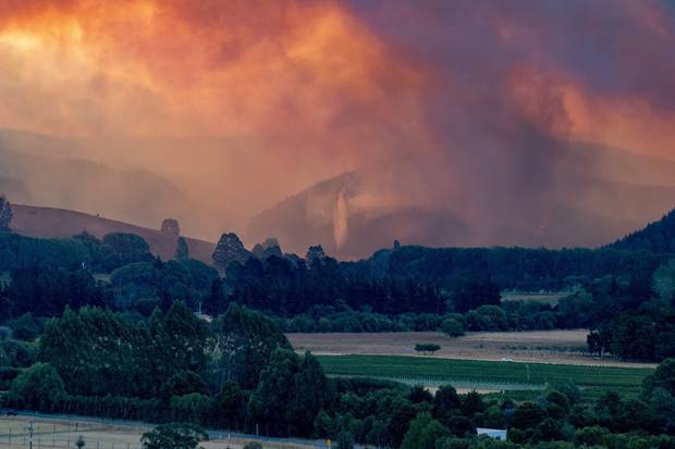 The Nelson fire seen after a flare-up near Wakefield on Thursday. Photo / Aimee Jules