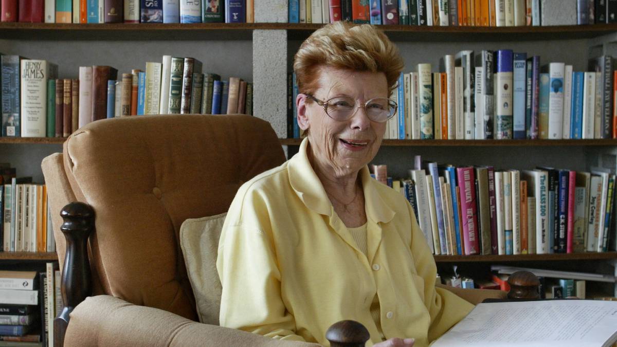Obituary: Hook Bay earthquake survivor and radio pioneer Helen McConnucci