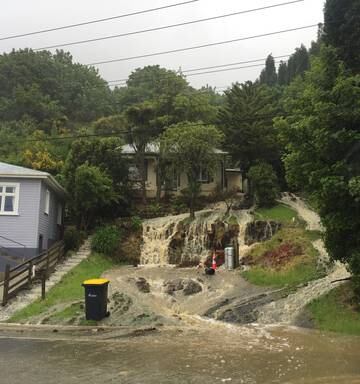 Flooding Hitting Parts Of Dunedin As Torrential Rain Hits Otago Nz Herald