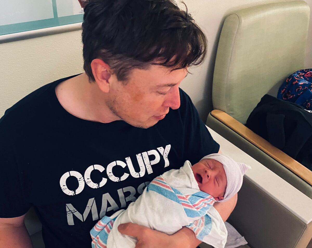 Tech Billionaire Elon Musk And Musician Grimes Have Had Their