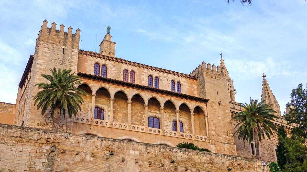 Spain Sightseeing: Las Mejores Atracciones Históricas de Mallorca