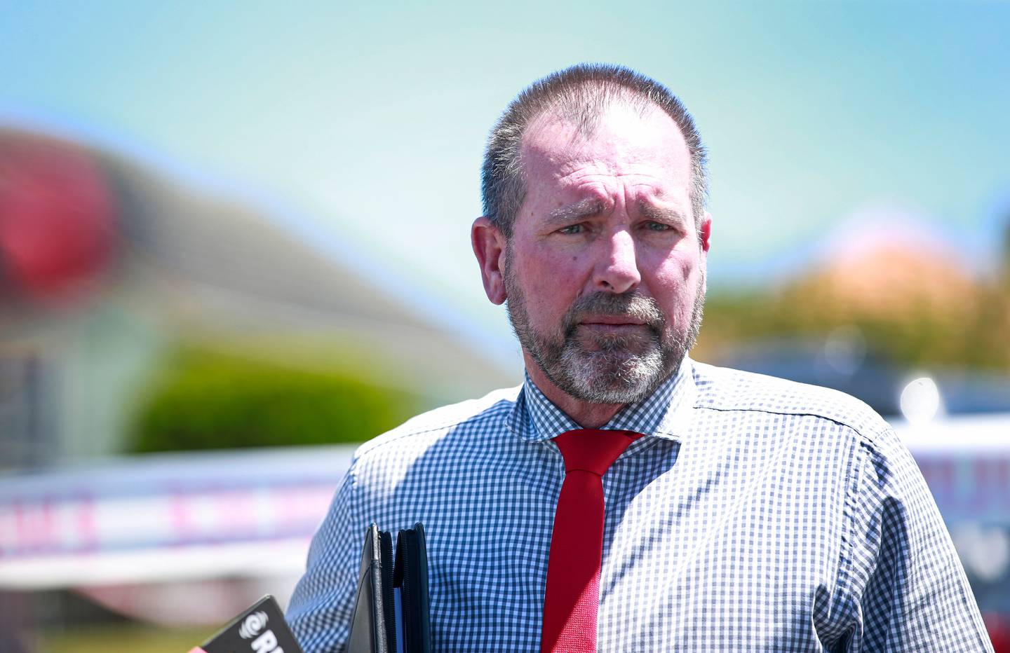 Auckland Detective Inspector Scott Beard warned staff members against engaging with offenders. Photo / Alex Burton