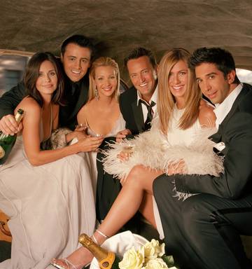 Friends Co Stars Not Invited To Jennifer Anistons Wedding