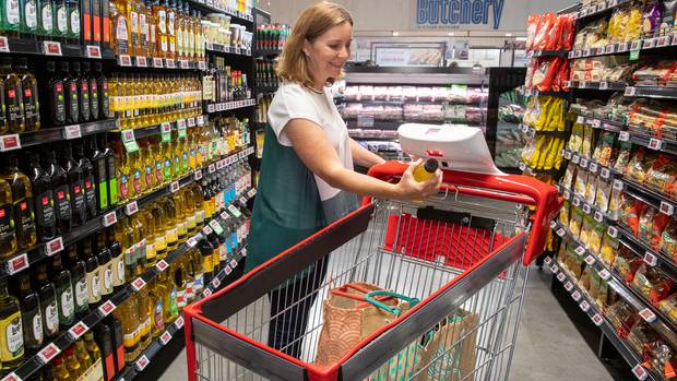 New World Pukekohe will soon begin trialling high-tech shopping trolleys. Photo / Peter Meecham