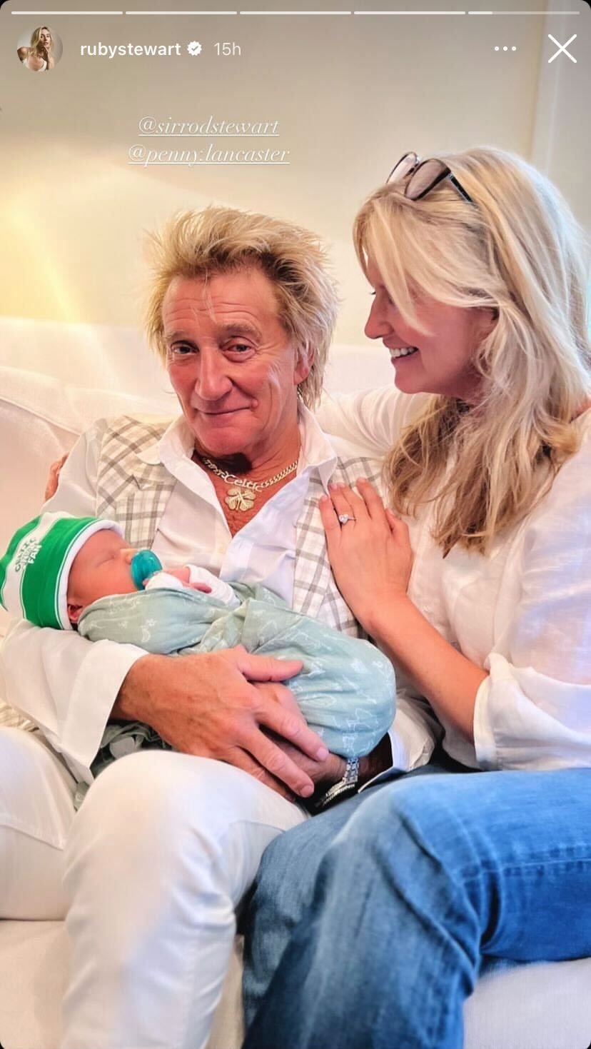 Sir Rod Stewart is a 'happy grandfather' in new snaps with his and Rachel  Hunter's grandson - NZ Herald