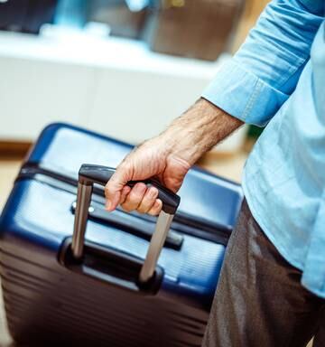 Protecting Yourself From Coronavirus How To Keep Your Luggage Clean Nz Herald