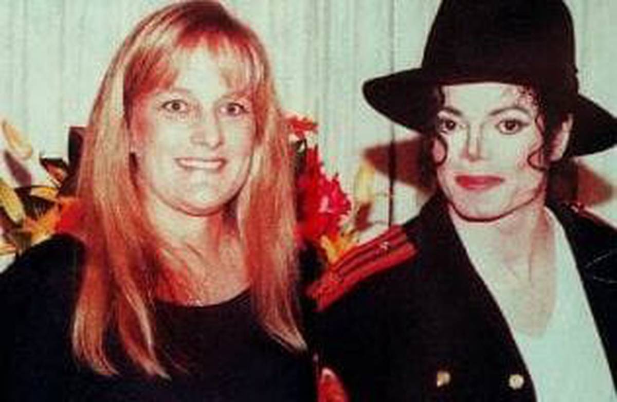 Inside Michael Jackson S Mysterious Second Marriage To Debbie Rowe Nz Herald