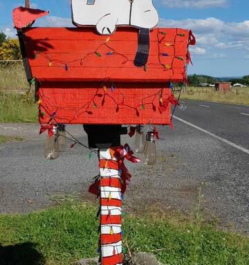 Lake Rerewhakaaitu Residents Get Festive With Christmas Themed