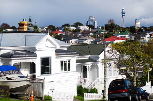 With three-year fixed rates now at 3.95 per cent at ASB, BNZ and Westpac, home owners could be in line to save money if they make the switch. Photo / File