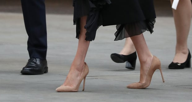 Meghan markle hotsell shoes big