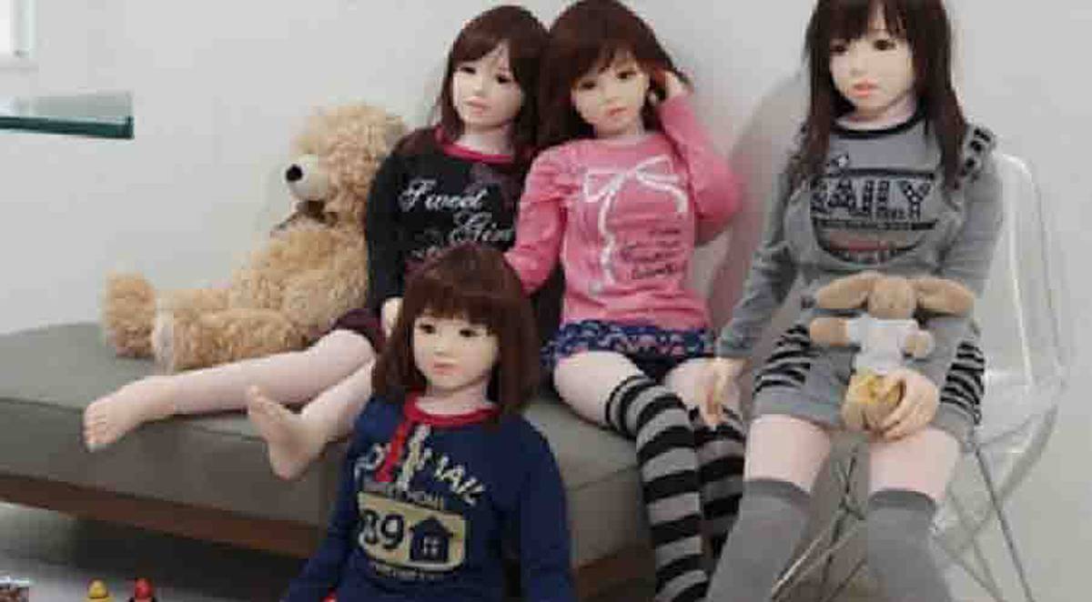 Sexy Tiny Girl Porn - Child sex dolls could treat paedophiles, experts claim - NZ ...