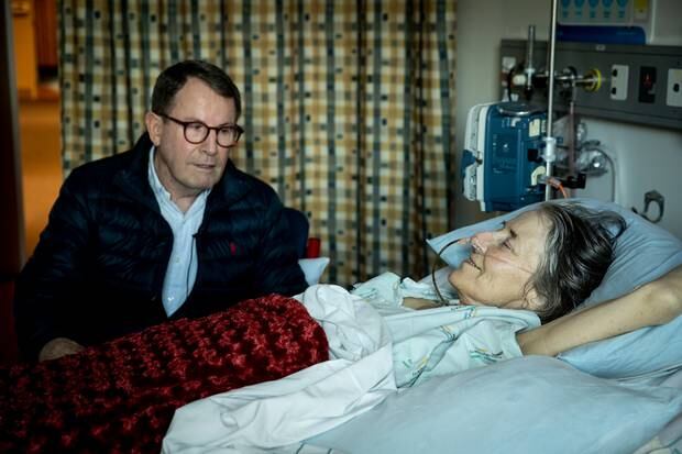 Former Auckland Mayor John Banks makes a visit to activist Penny Bright. Photo / Dean Purcell