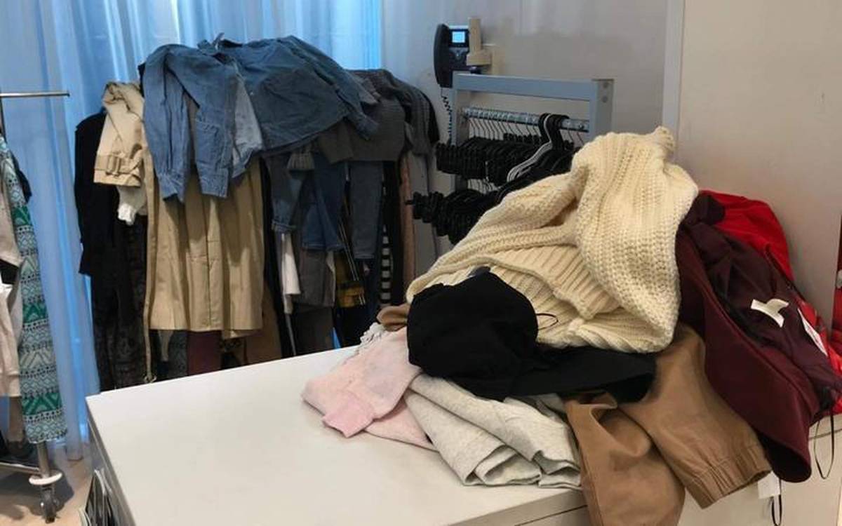H M Workers Refuse Tasks In Protest At Low Wages Nz Herald