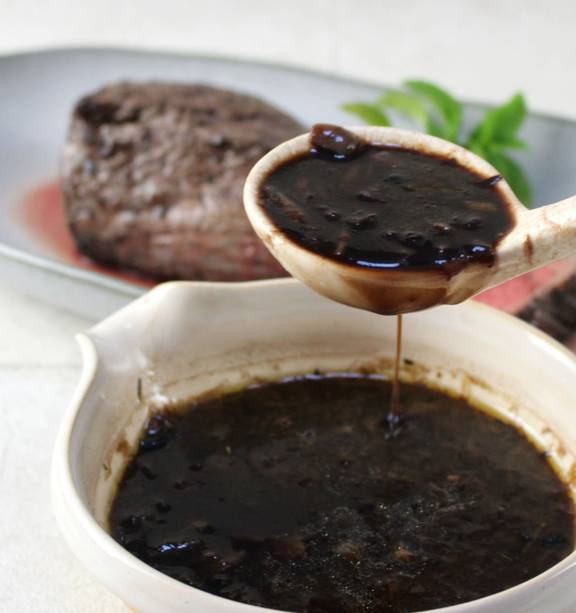 Shallot and red wine sauce - Eat Well Recipe - NZ Herald